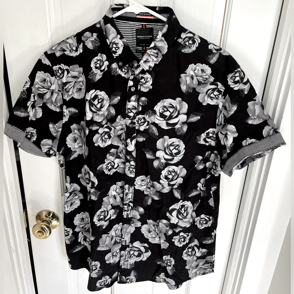 Floral short sleeve Button up